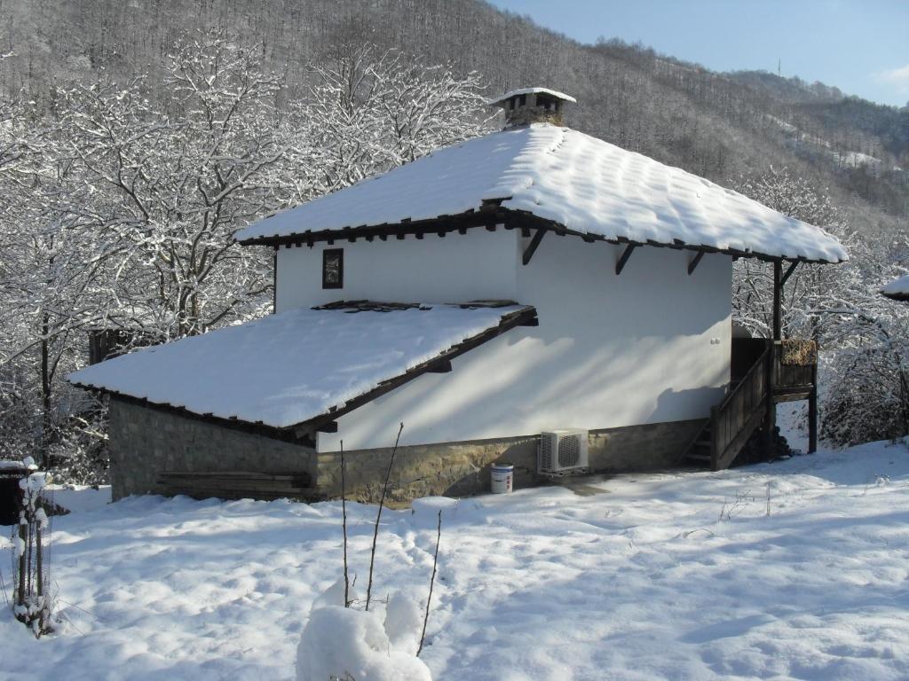 Къща Балканец Balkanets (Lovech) Ngoại thất bức ảnh